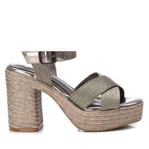 NEW XTI women's heeled sandal in plumb